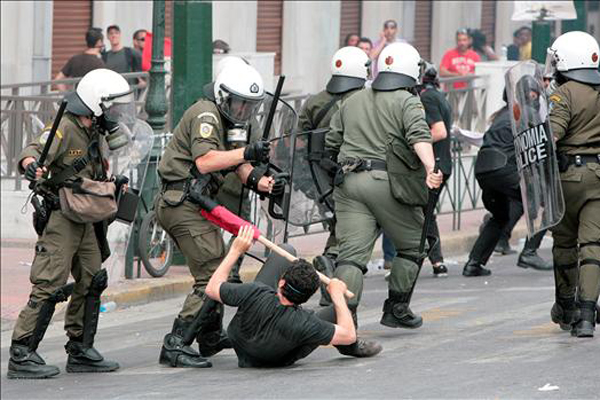 Protestas-en-Grecia.expand